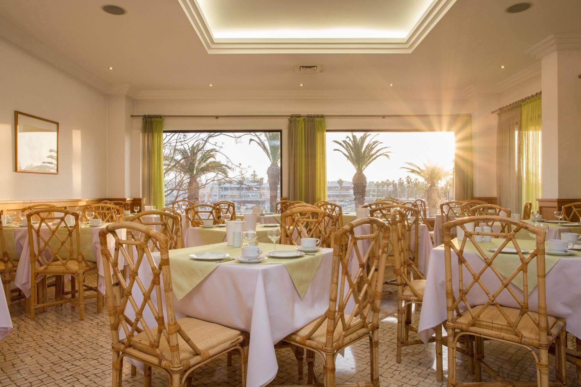 Hotel Marina Rio Лагос Екстериор снимка