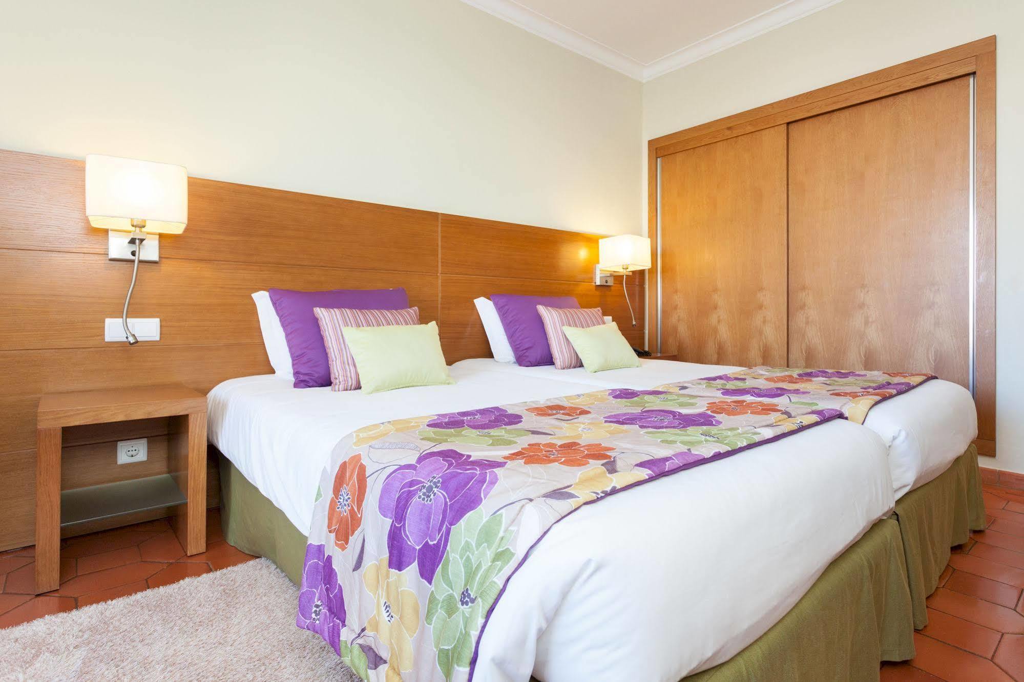 Hotel Marina Rio Лагос Екстериор снимка
